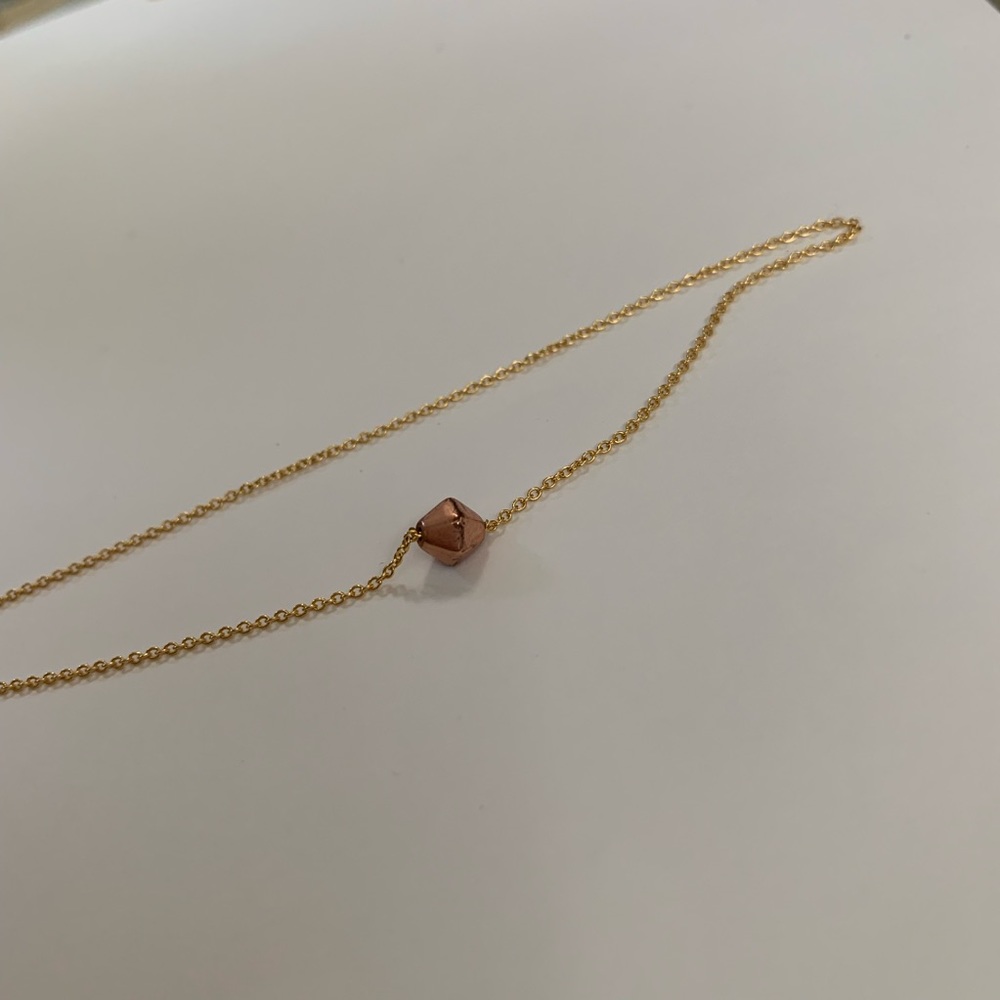Glass choker